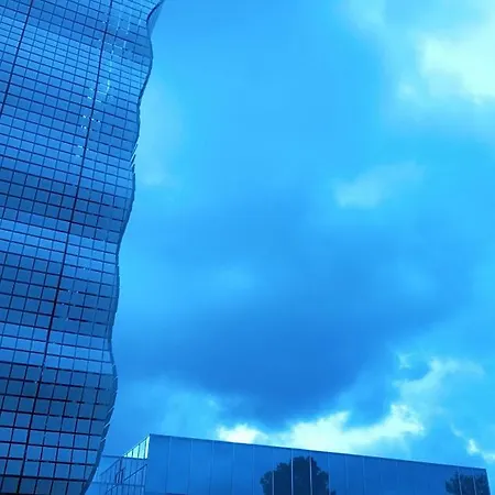 La De Diane ニーム